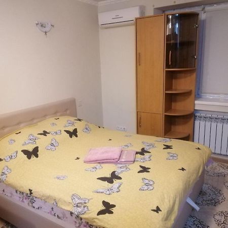 Khoroshaya Kvartira Goloseevskaya 3 Kiev Dış mekan fotoğraf